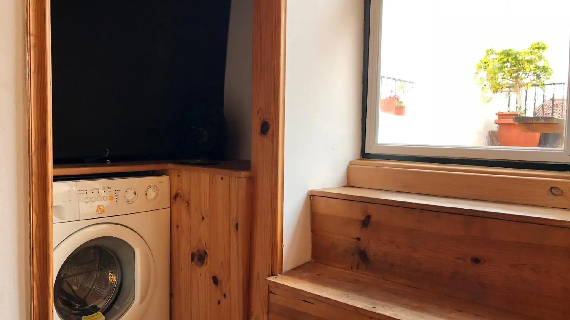 Sm3 Now With New Ac Rootop Terrace Bright And Cozy Pr Real Br Alto Lisboa