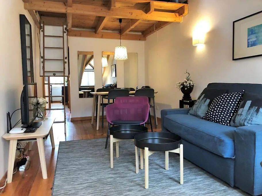 Sm3 Now With New Ac Rootop Terrace Bright And Cozy Pr Real Br Alto Lisbon Portugal