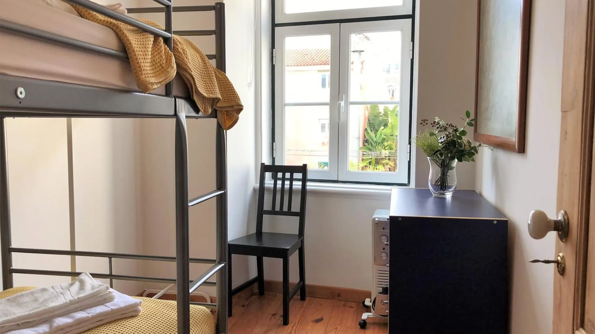 Sm3 Now With New Ac Rootop Terrace Bright And Cozy Pr Real Br Alto Lisbon
