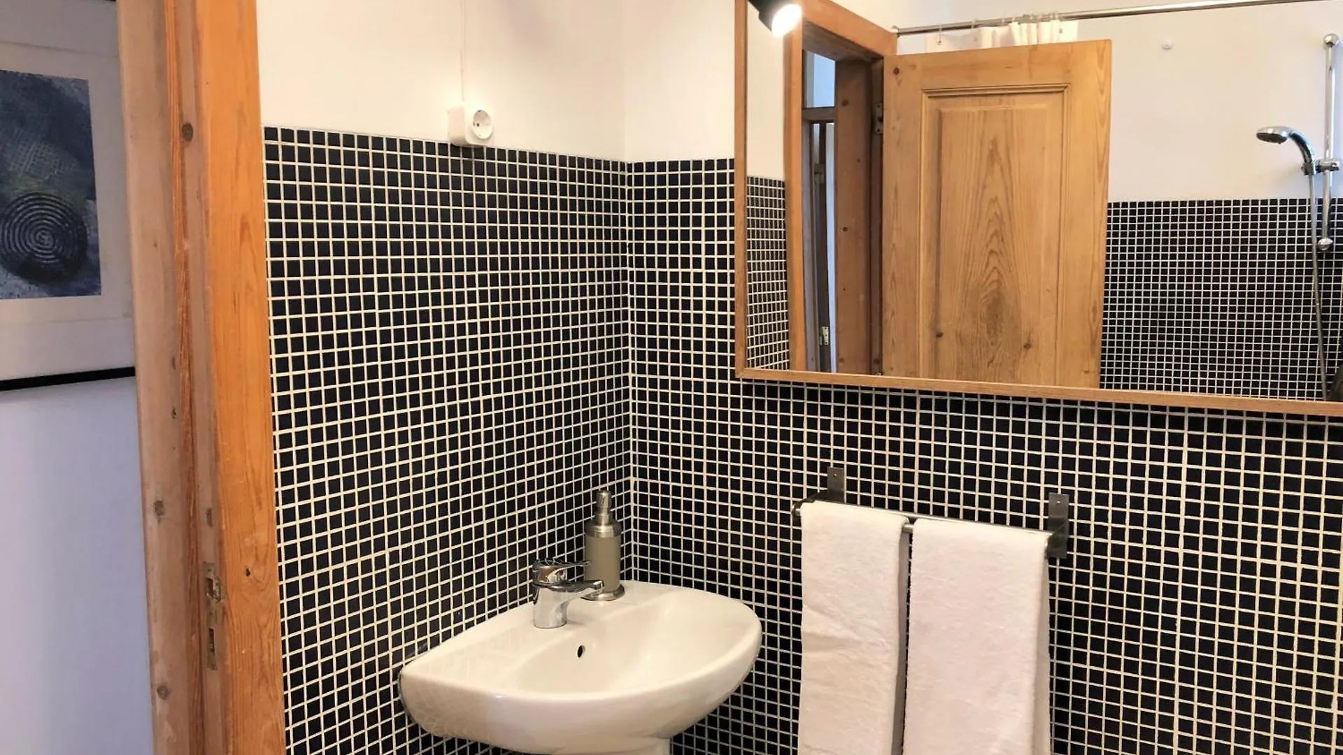 Apartment Sm3 Now With New Ac Rootop Terrace Bright And Cozy Pr Real Br Alto Lisbon